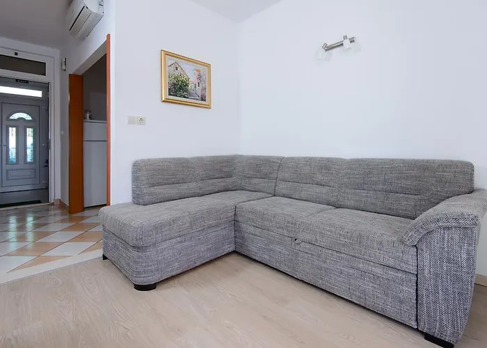 Sunset Free Parking *