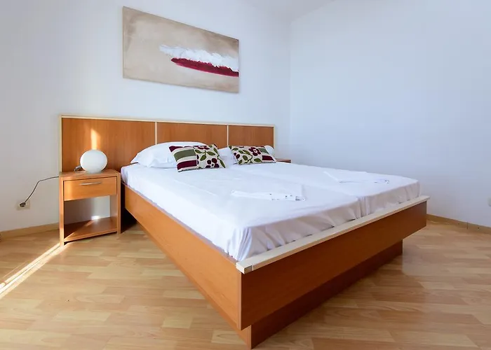 Sunset Free Parking *