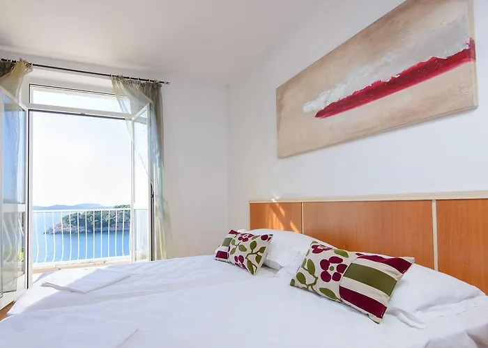 Sunset Free Parking *