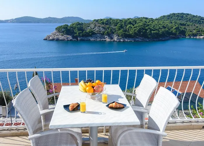 Sunset Free Parking زاتون